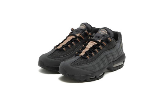 Nike Air Max 95 Essential « Triple Black »