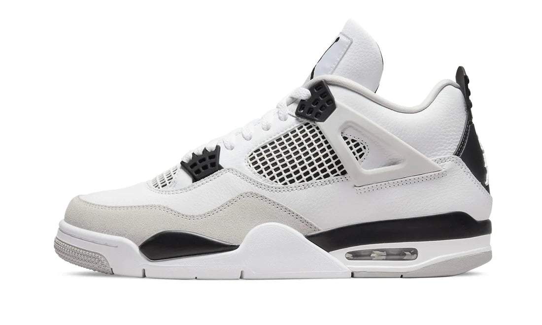 Air Jordan 4 « Noir militaire »