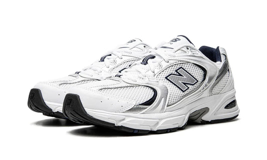 New Balance 530 « Blanc Gris Bleu Marine »