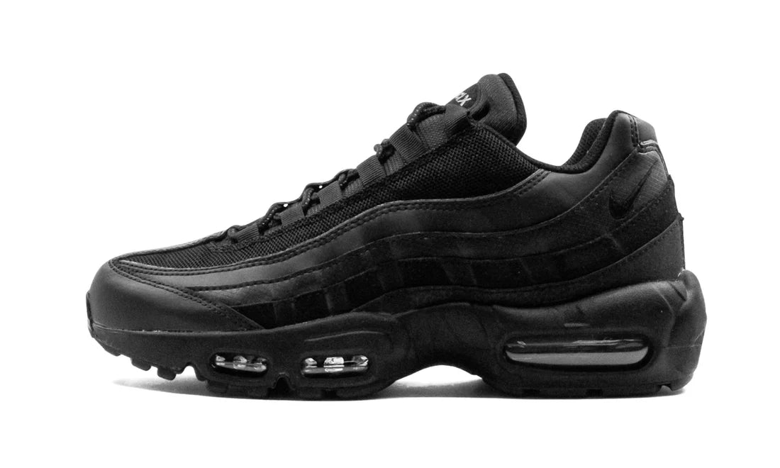 Nike Air Max 95 "Triple Black"