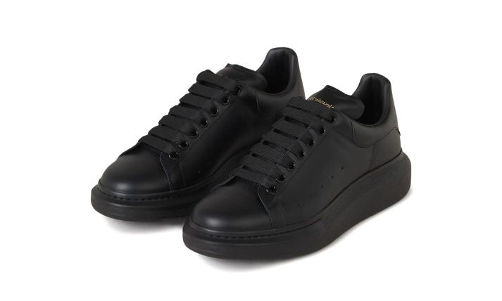 Alexander McQueen "Black"