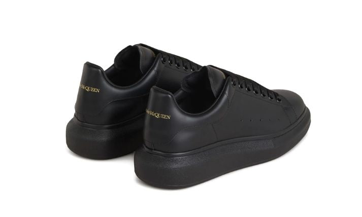 Alexander McQueen "Black"