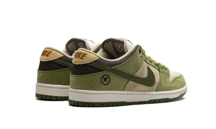 Nike x Jarritos SB Dunk Low 
