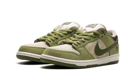 Nike x Jarritos SB Dunk Low 