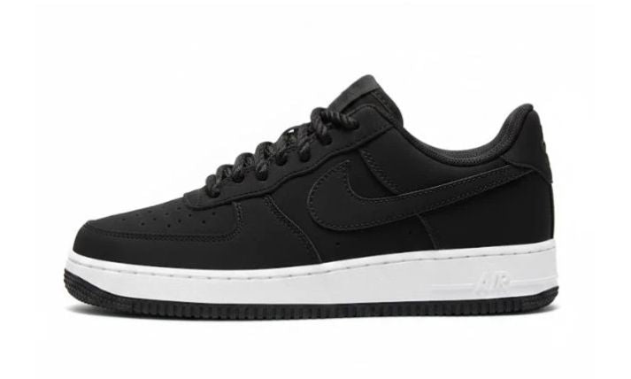 Nike Air Force 1 Low « Triple Black » 