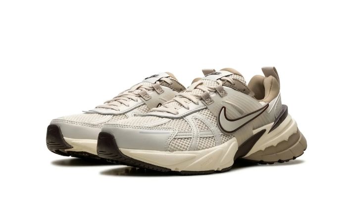 Nike x Jarritos SB Dunk Low 