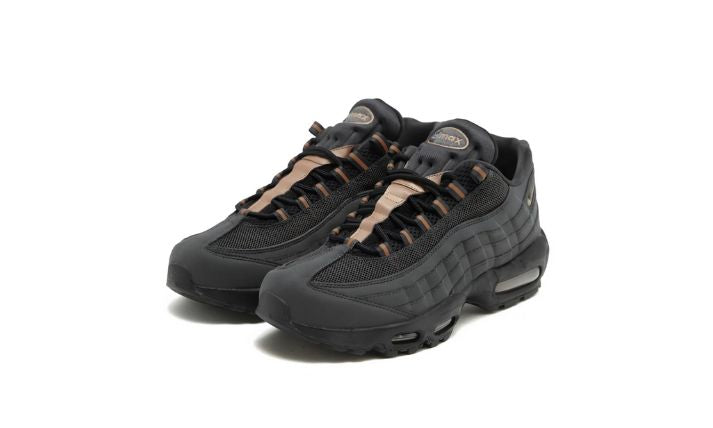 Nike Air Max 95 Essential « Triple Black »