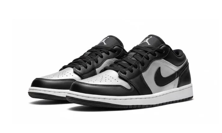 Air Jordan 1 Low SE "Silver Toe"