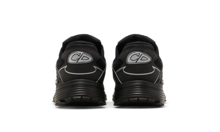 Puma Suede XL « Blanc/Noir ». 