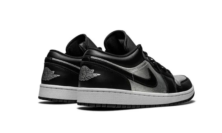 Air Jordan 1 Low SE "Silver Toe"