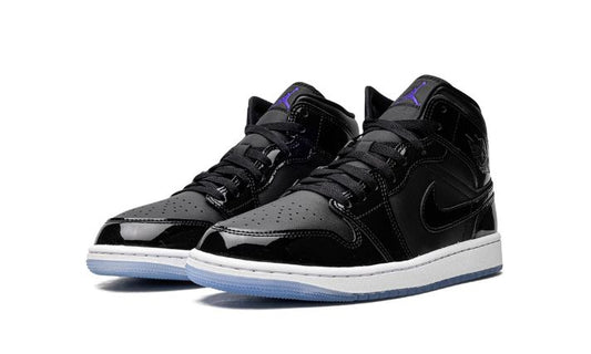 Air Jordan 1 Retro High OG "Hyper Royal" 