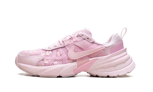 Nike x Jarritos SB Dunk Low 