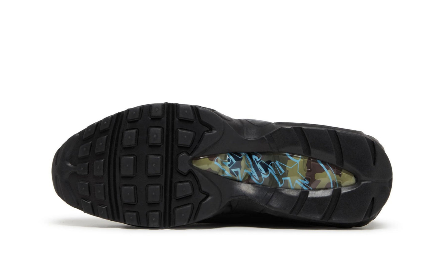 Nike Air Max 95 Essential « Triple Black »