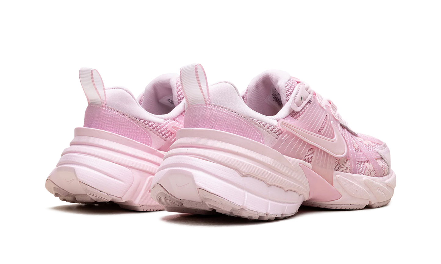 Nike x Jarritos SB Dunk Low 