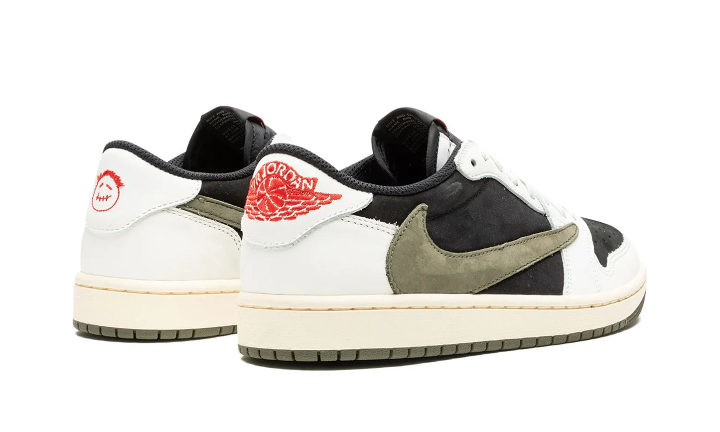 AIR JORDAN 1 BASSE « TRAVIS SCOTT » 
